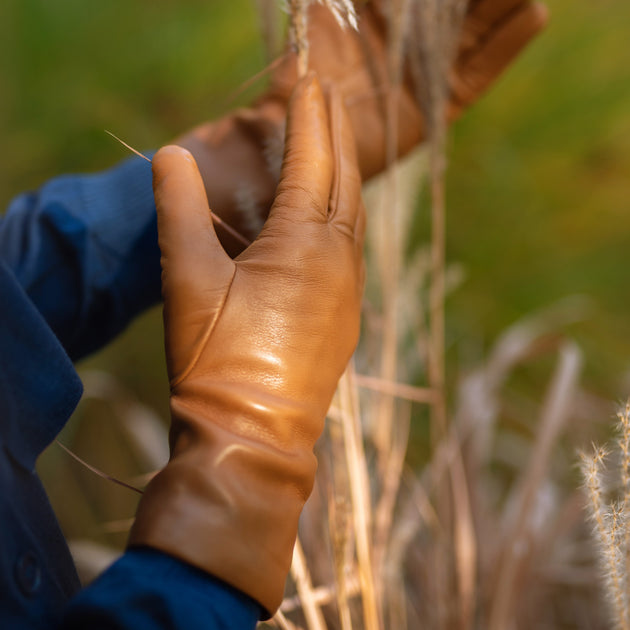 小物 MADOVA SUEDE GLOVES CAMEL BROWN FIRENZE Madova leather gloves with - Gem