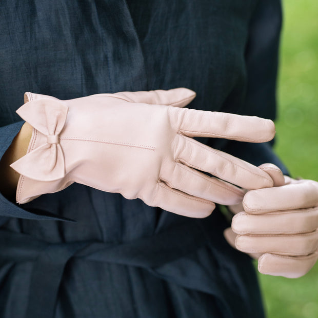Avellino Rose Leather Gloves